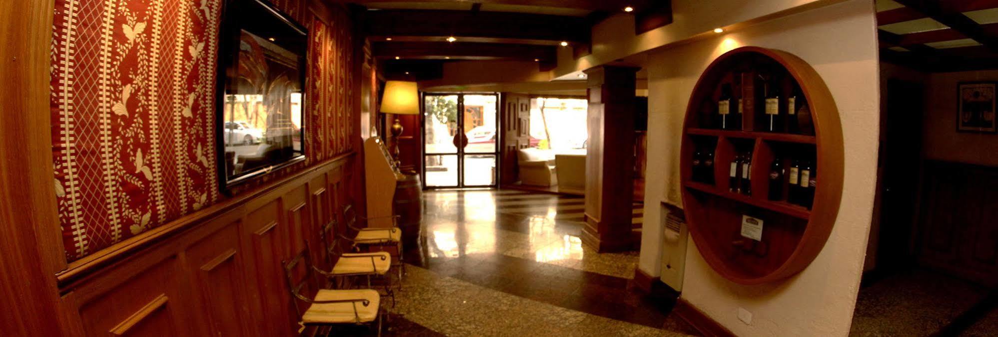 Plaza Milenium Apartahotel 3*
